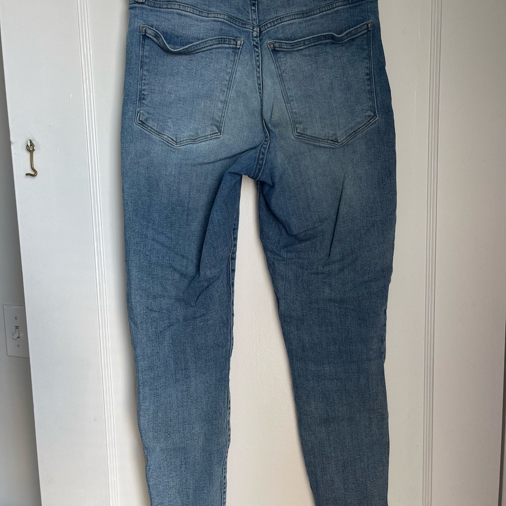 Lucky Brand Light Blue Skinny Jeans - Picture 2 of 7